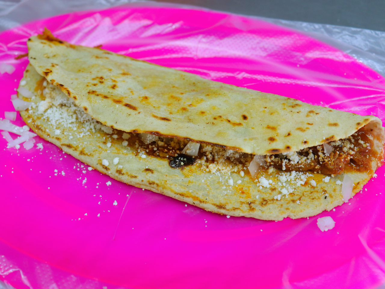 1 Quesadilla de chicharron con Queso